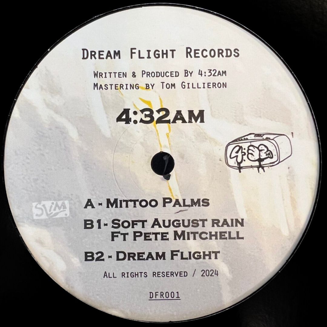 4:32am - Dream Flight [Dream Flight] DFR001